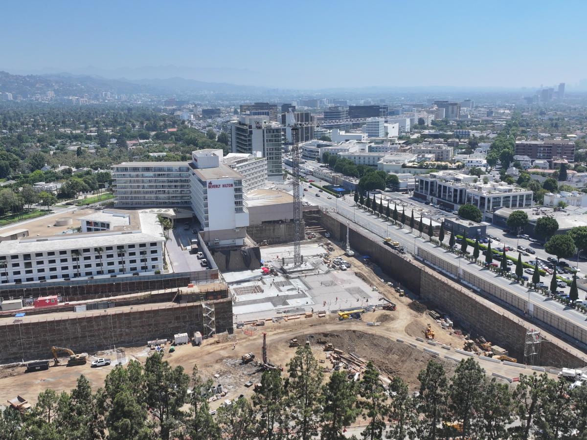 Construction goes vertical for sprawling One Beverly Hills